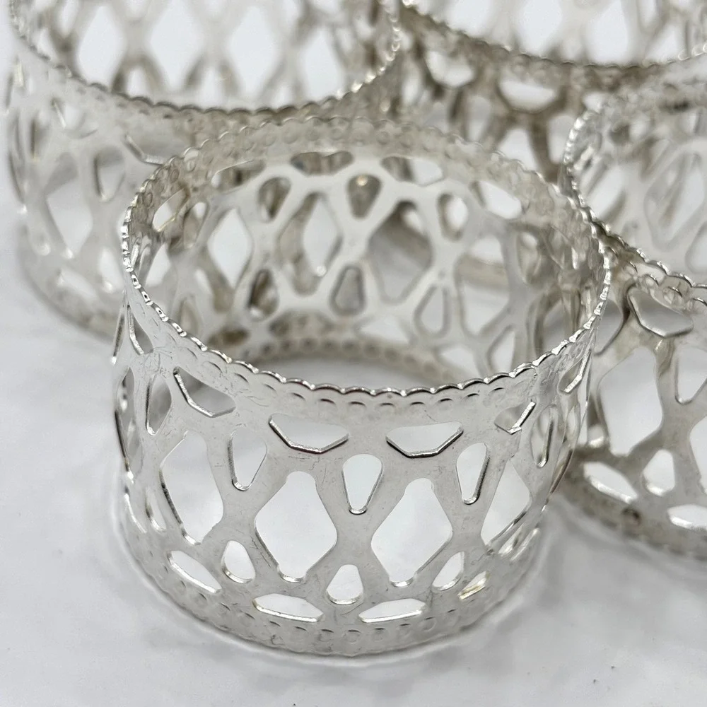 Vintage Silver Plated Napkin Rings Set of 4 Openwork Lattice Scalloped Edge NIB